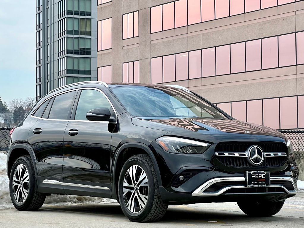 2026 Mercedes-Benz GLA GLA 250's photo