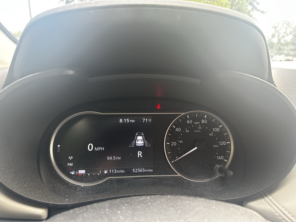 2020 Nissan Versa 1.6 SV photo 14