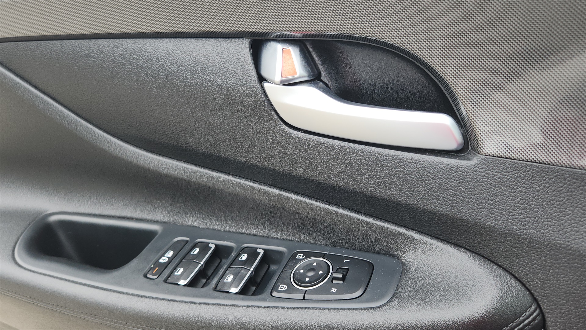 2022 Hyundai Santa Fe SEL photo 14