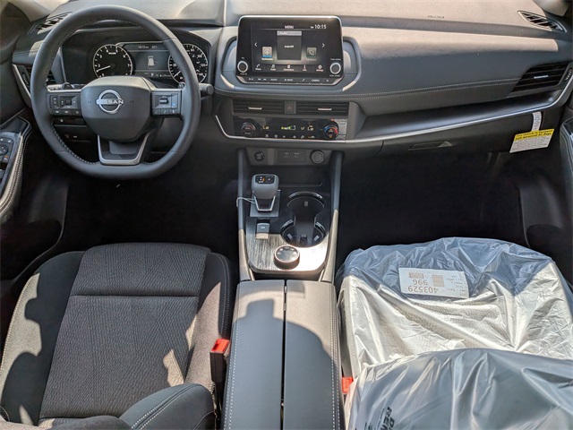 2026 Nissan Rogue SV photo 15