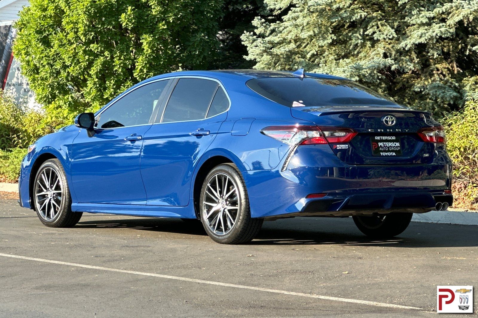 2024 Toyota Camry SE photo 6