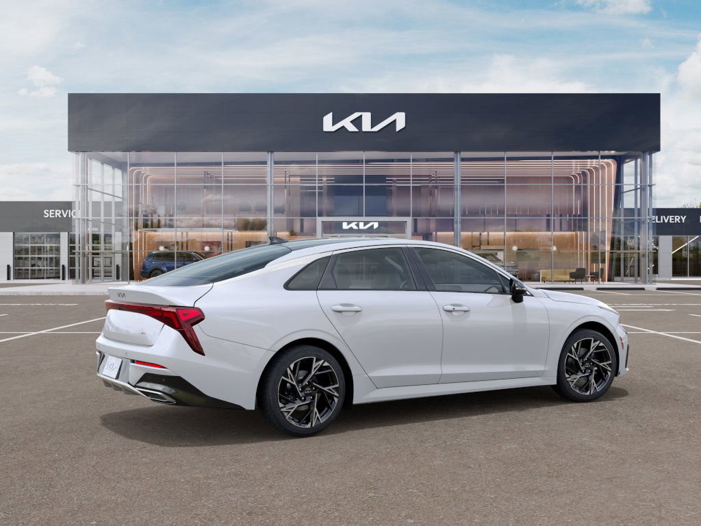 2025 Kia K5 GT-Line photo 5