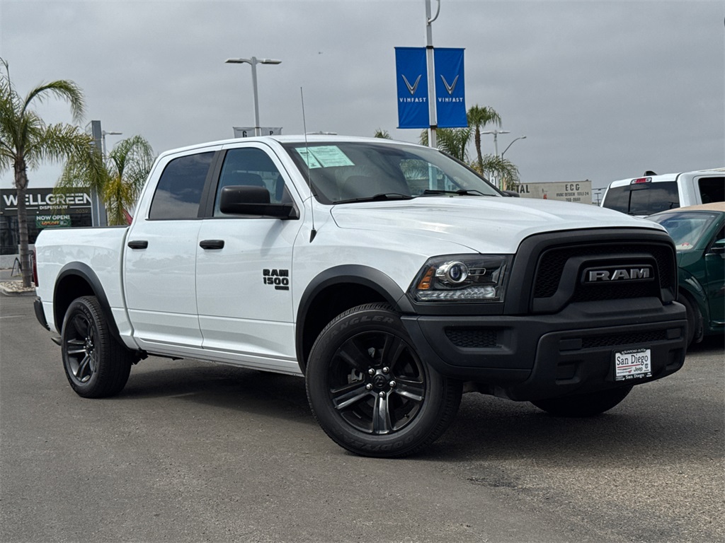 2024 Ram 1500 Classic Warlock photo 2
