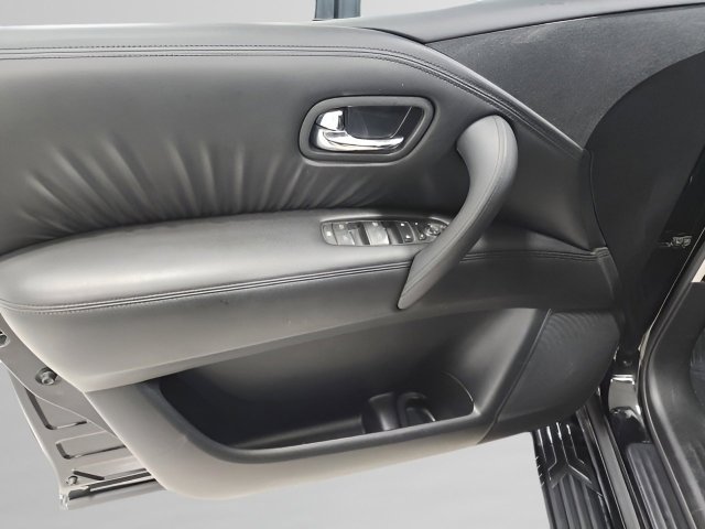 2022 Nissan Armada SV photo 14
