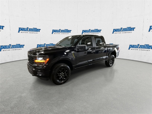 2025 Ford F-150 STX photo 4