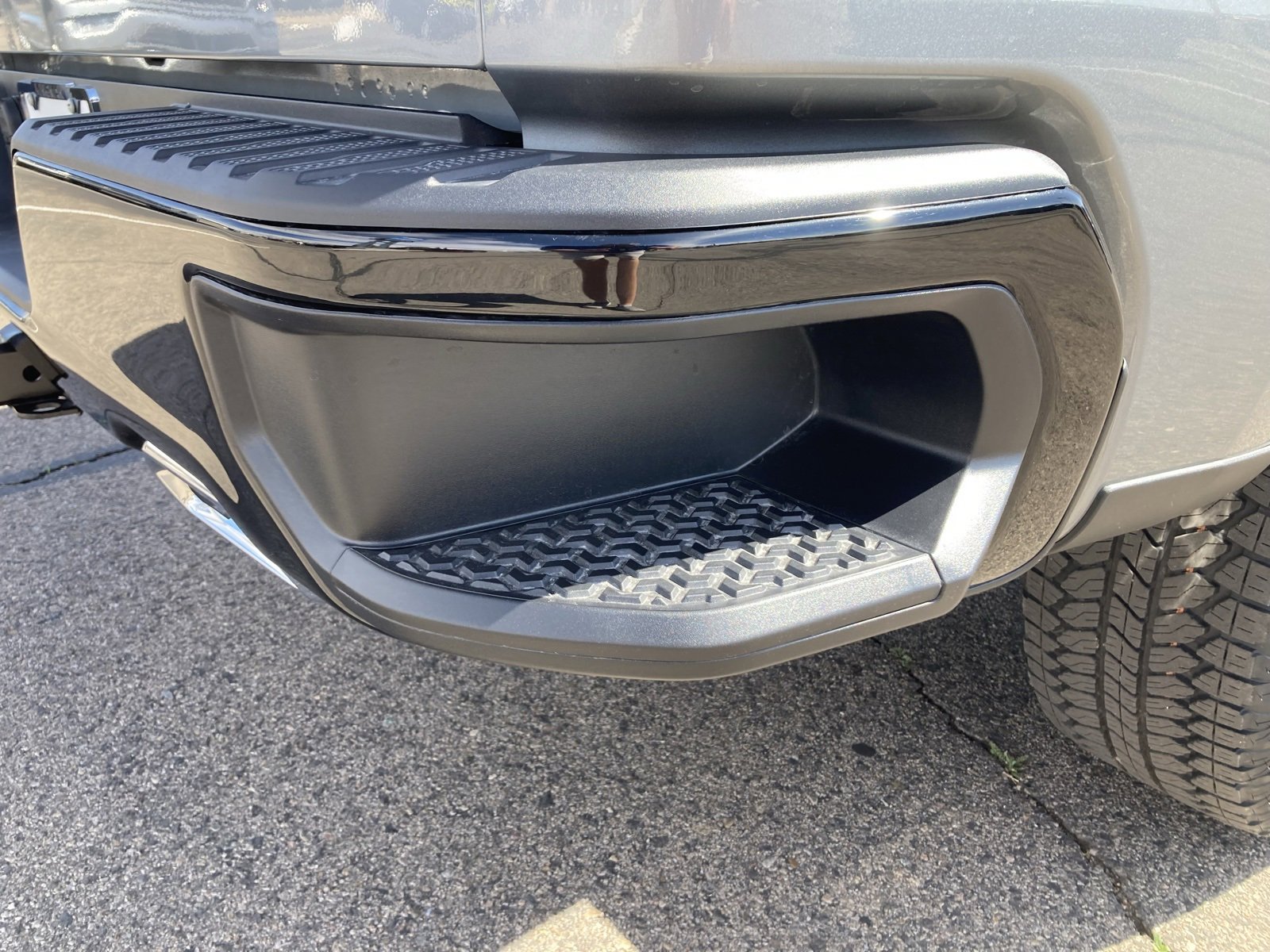 2025 Chevrolet Silverado 1500 LT Trail Boss photo 8