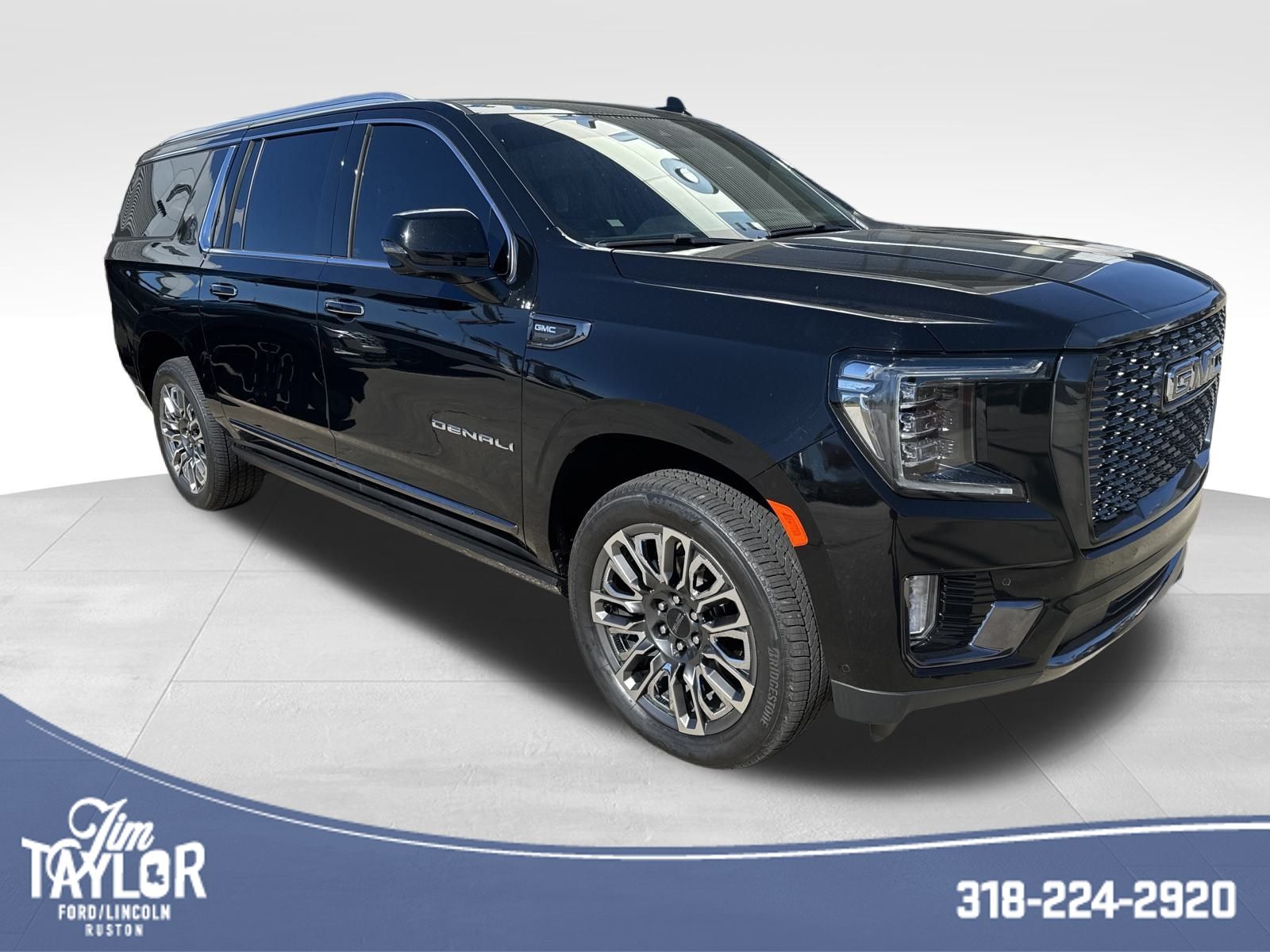 2023 GMC Yukon XL Denali Ultimate's photo