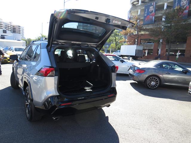 2023 Toyota RAV4 Prime XSE photo 31