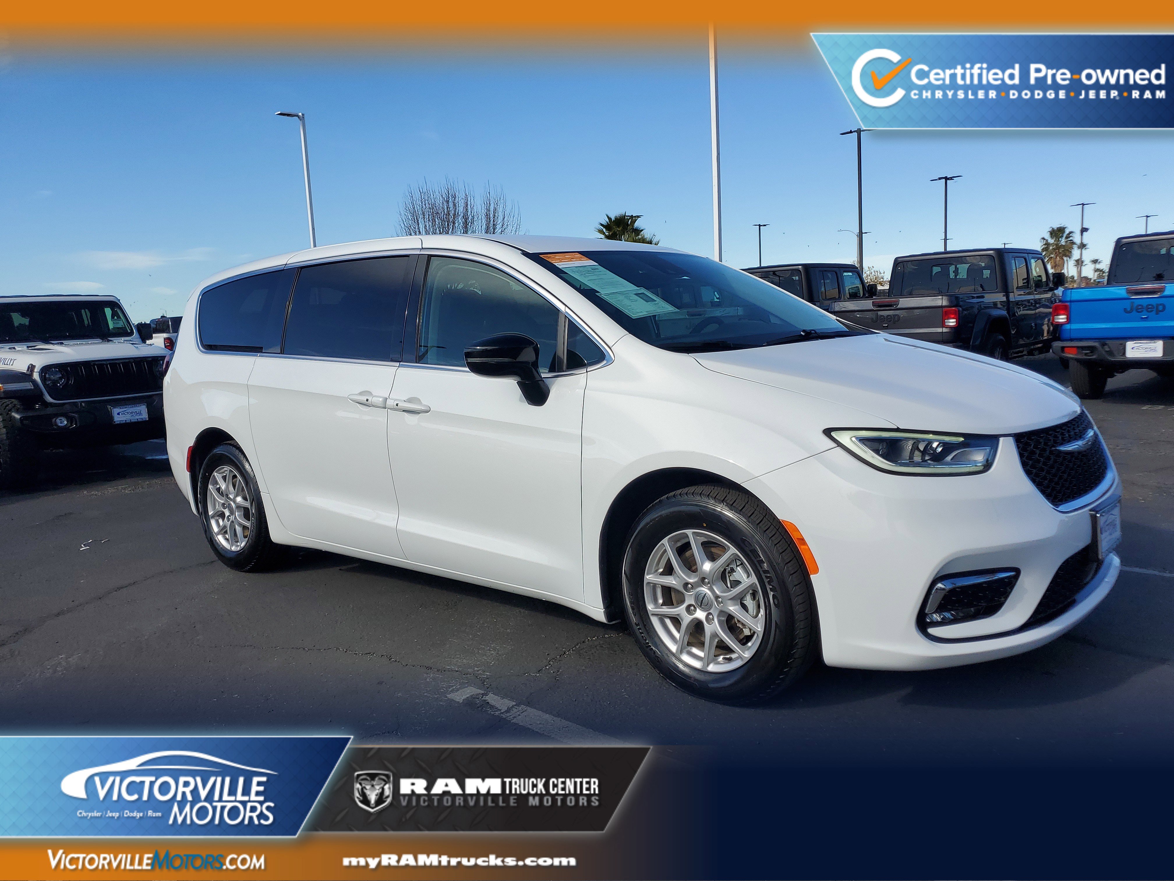 2024 Chrysler Pacifica Touring L FWD