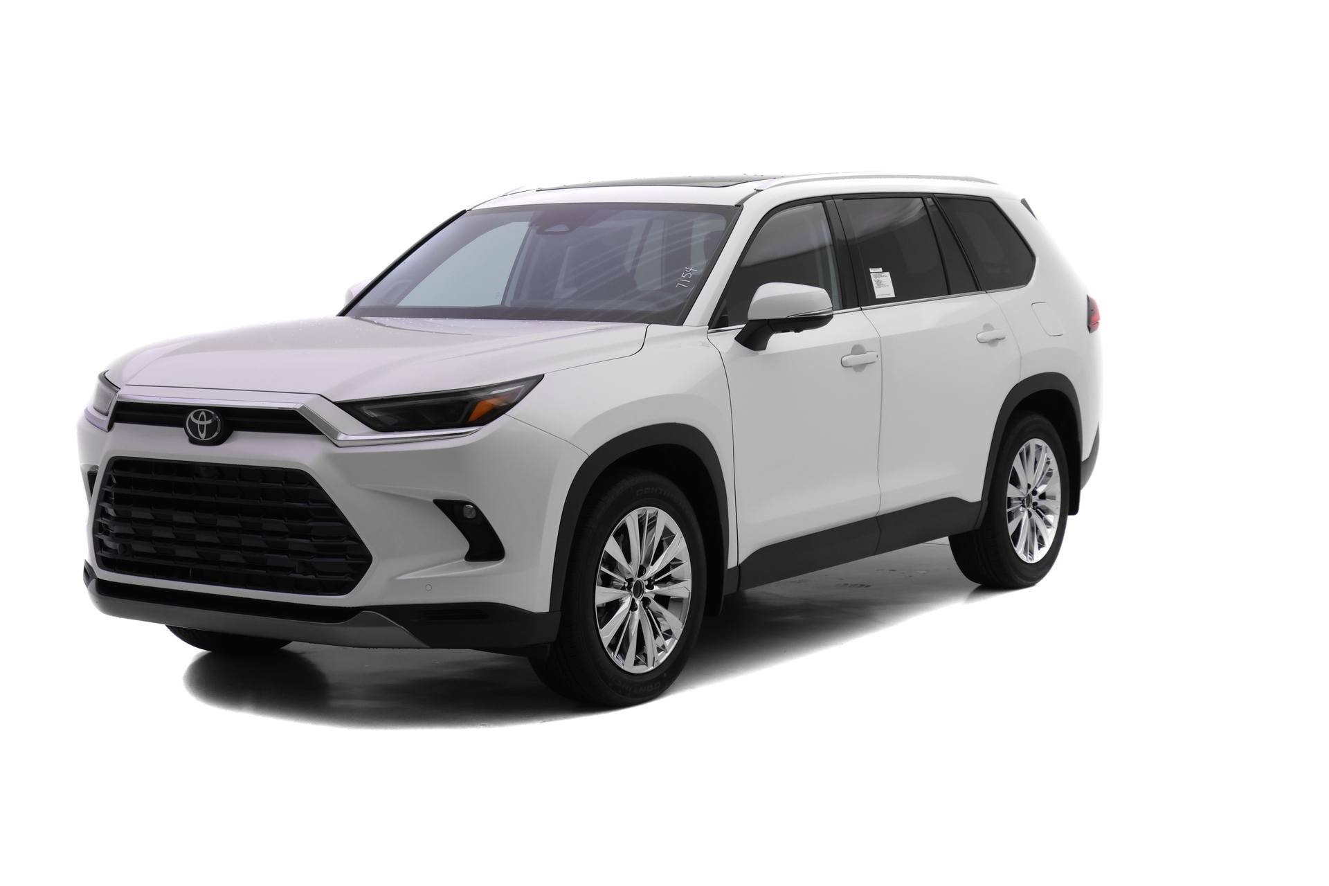 2026 Toyota Grand Highlander Platinum's photo