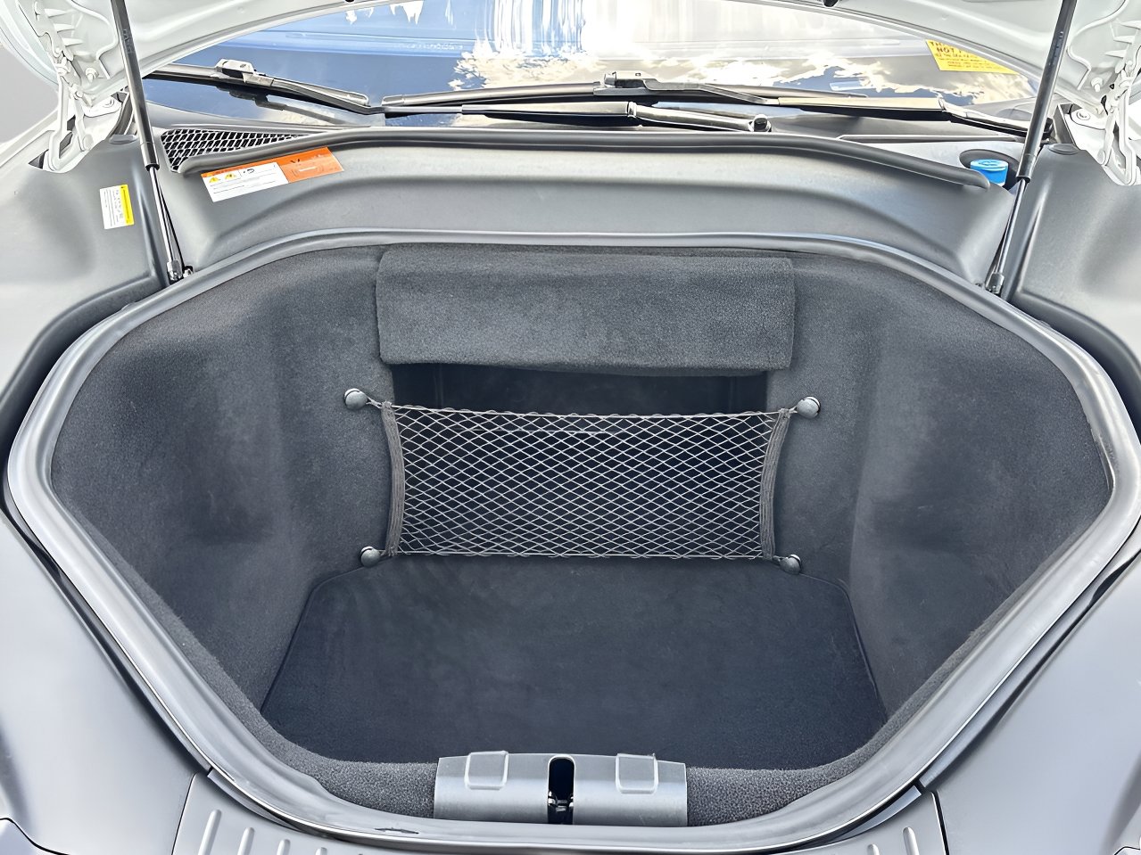 2016 Tesla Model S 60 photo 9