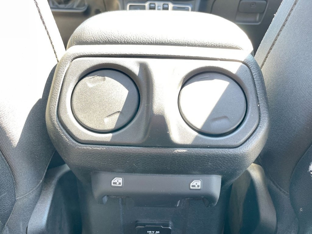 2022 Jeep Gladiator Rubicon photo 21