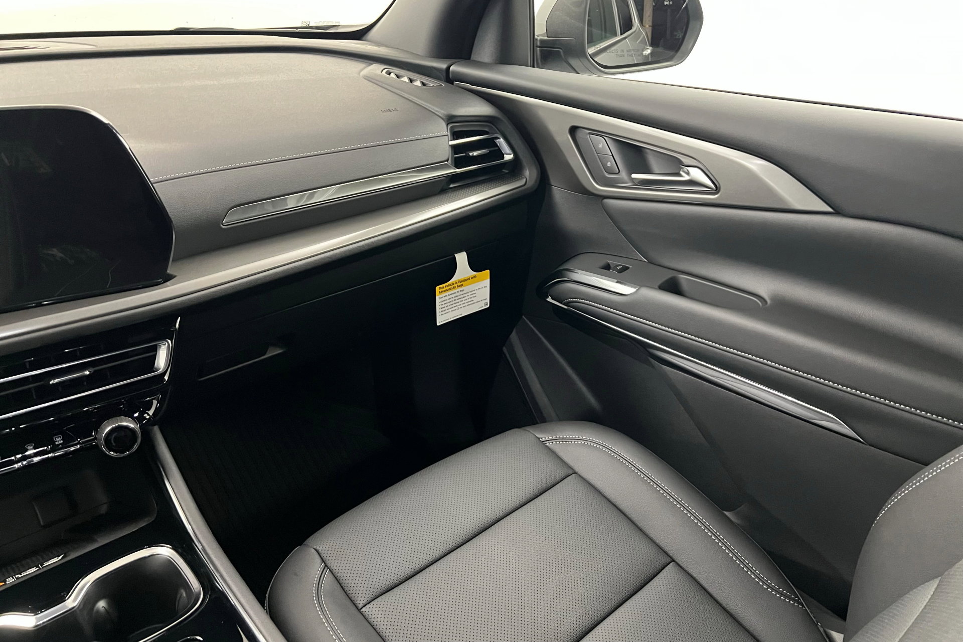 2026 Chevrolet Traverse photo 10