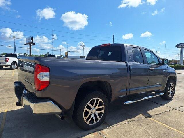 2017 Toyota Tundra SR5 photo 5