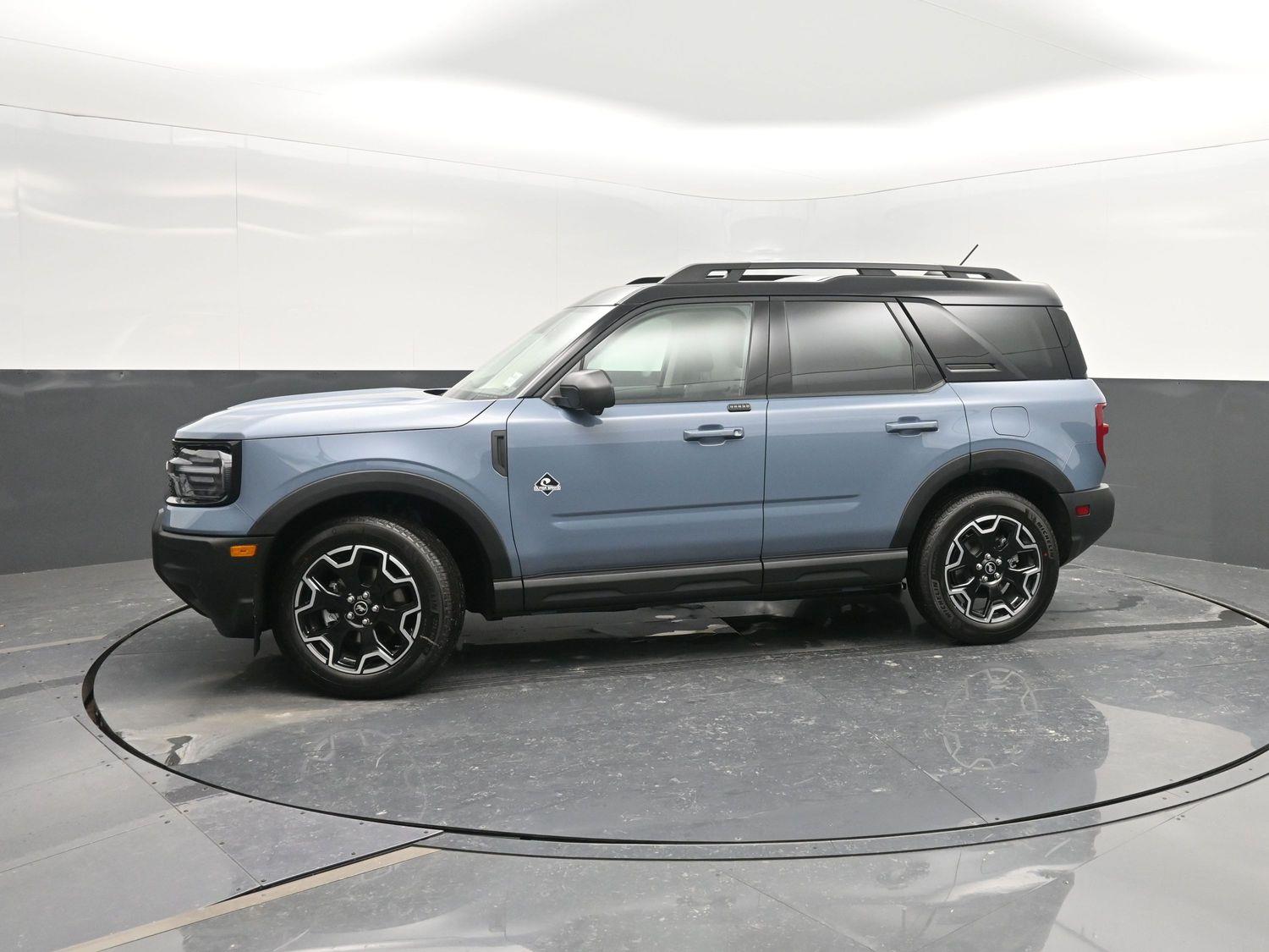 2025 Ford Bronco Sport Outer Banks's photo