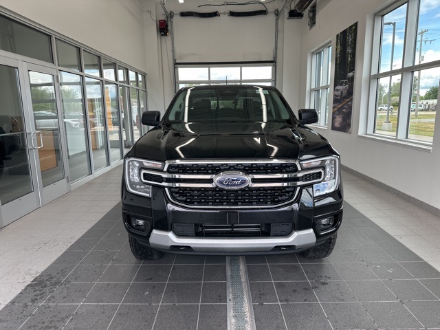 2025 Ford Ranger XLT photo 2