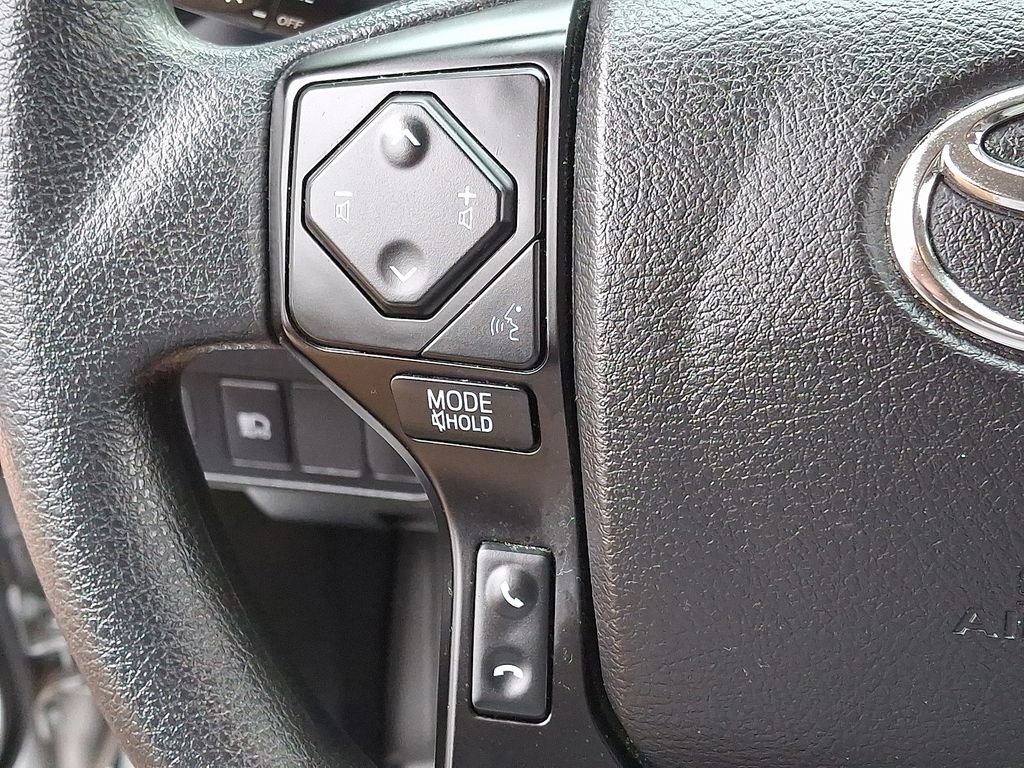 2022 Toyota Tacoma SR photo 22