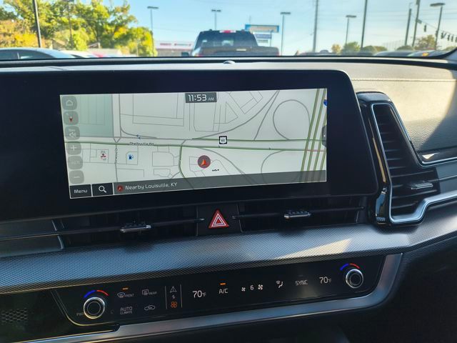 2025 Kia Sportage photo 2