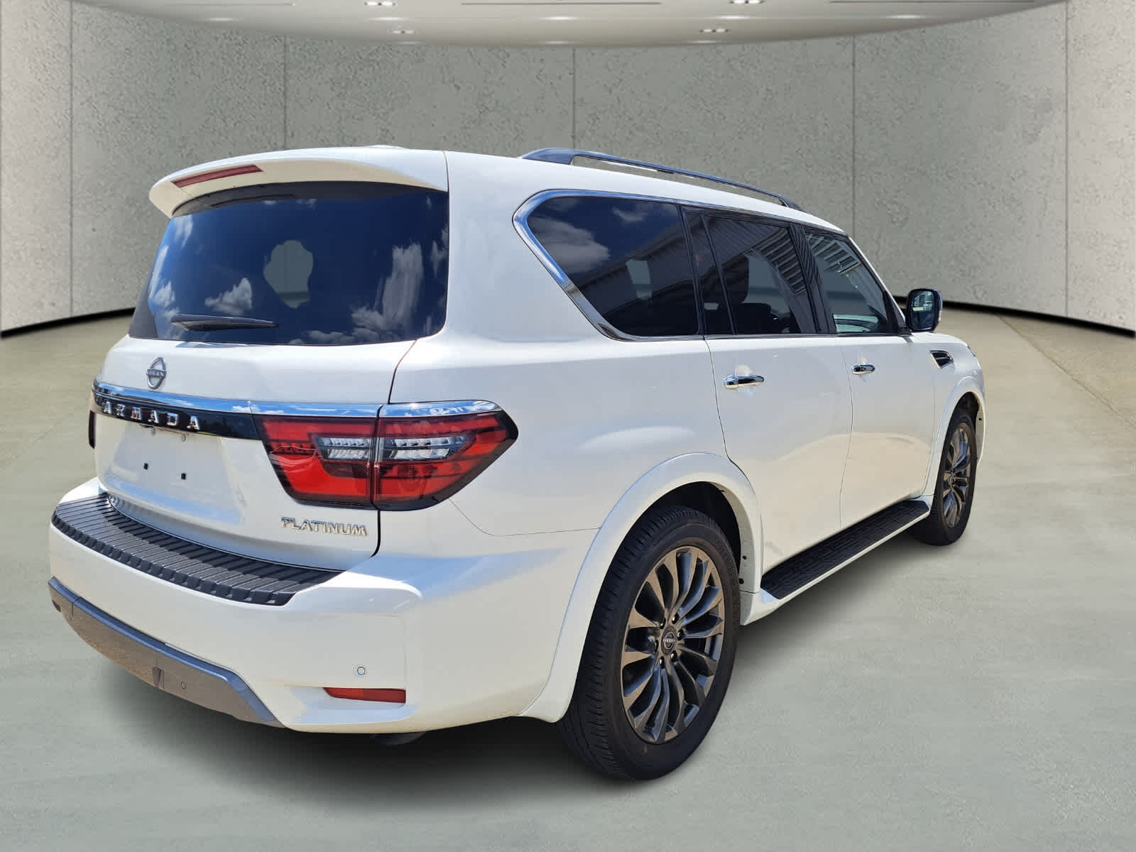 2024 Nissan Armada Platinum photo 4