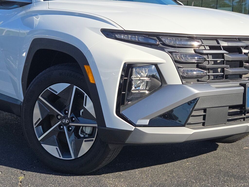 2025 Hyundai Tucson SEL Convenience photo 2