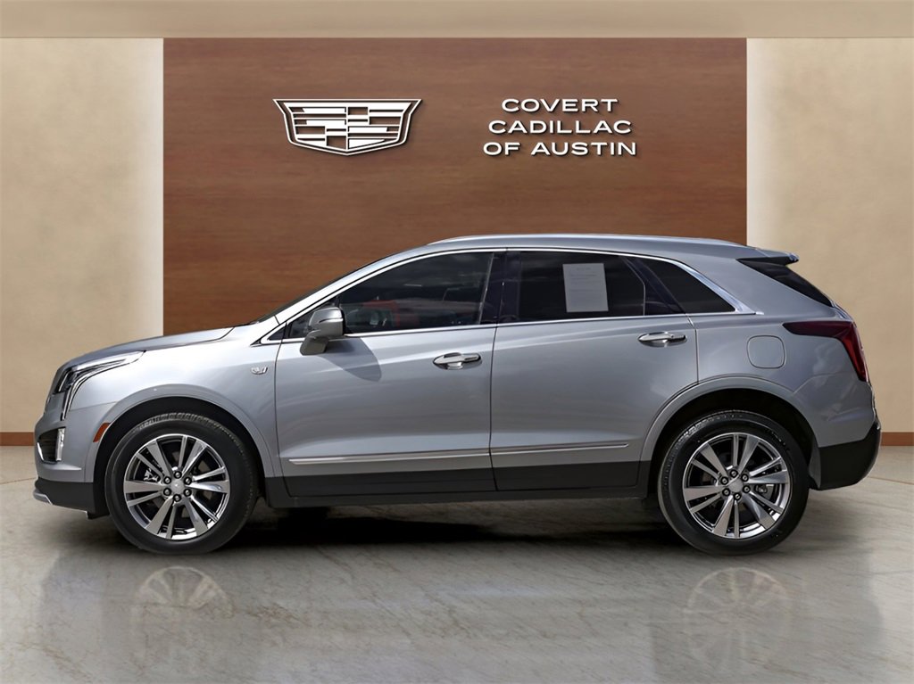 2025 Cadillac XT5 Premium Luxury photo 2