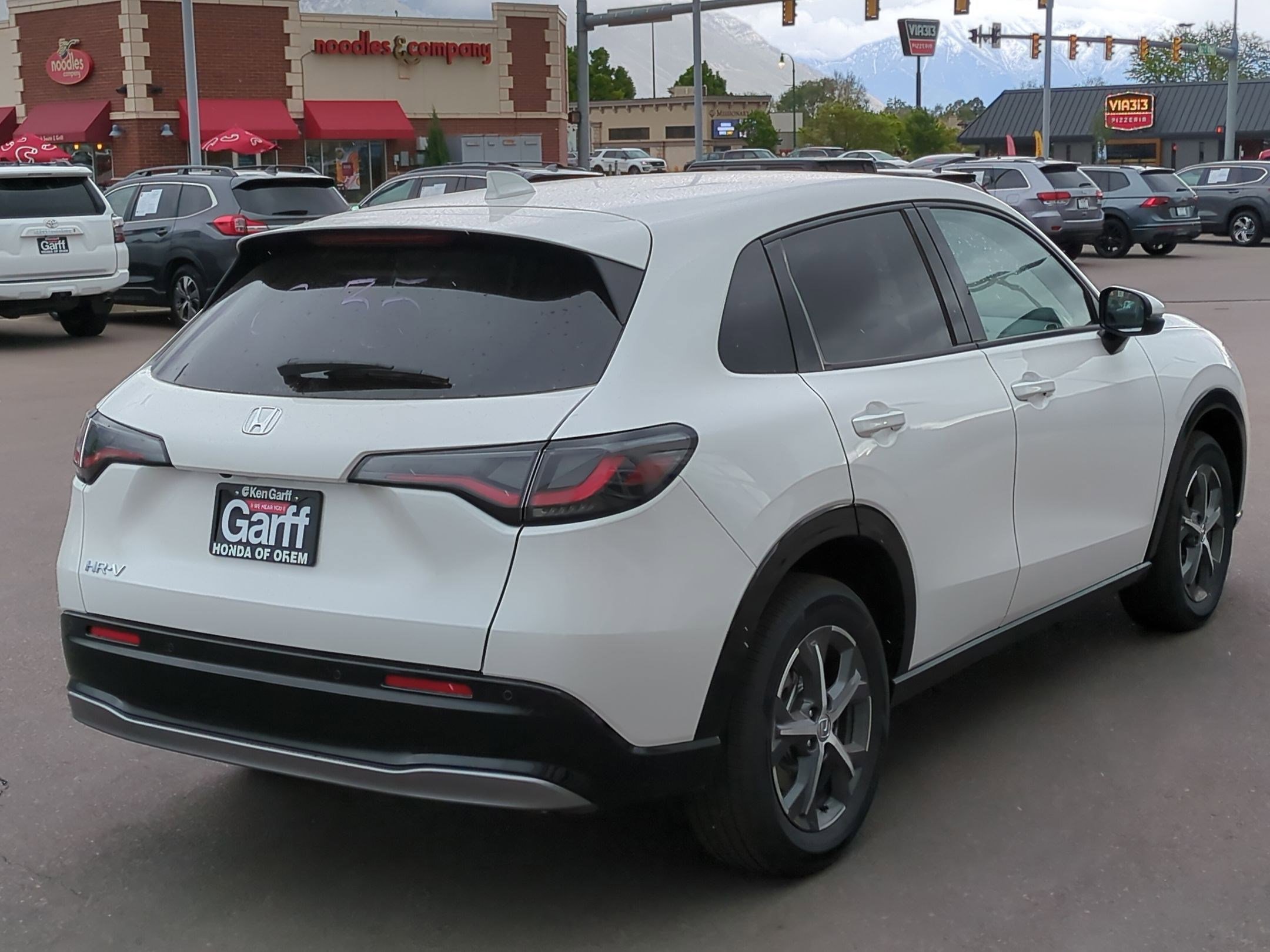 2025 Honda HR-V EX-L photo 3