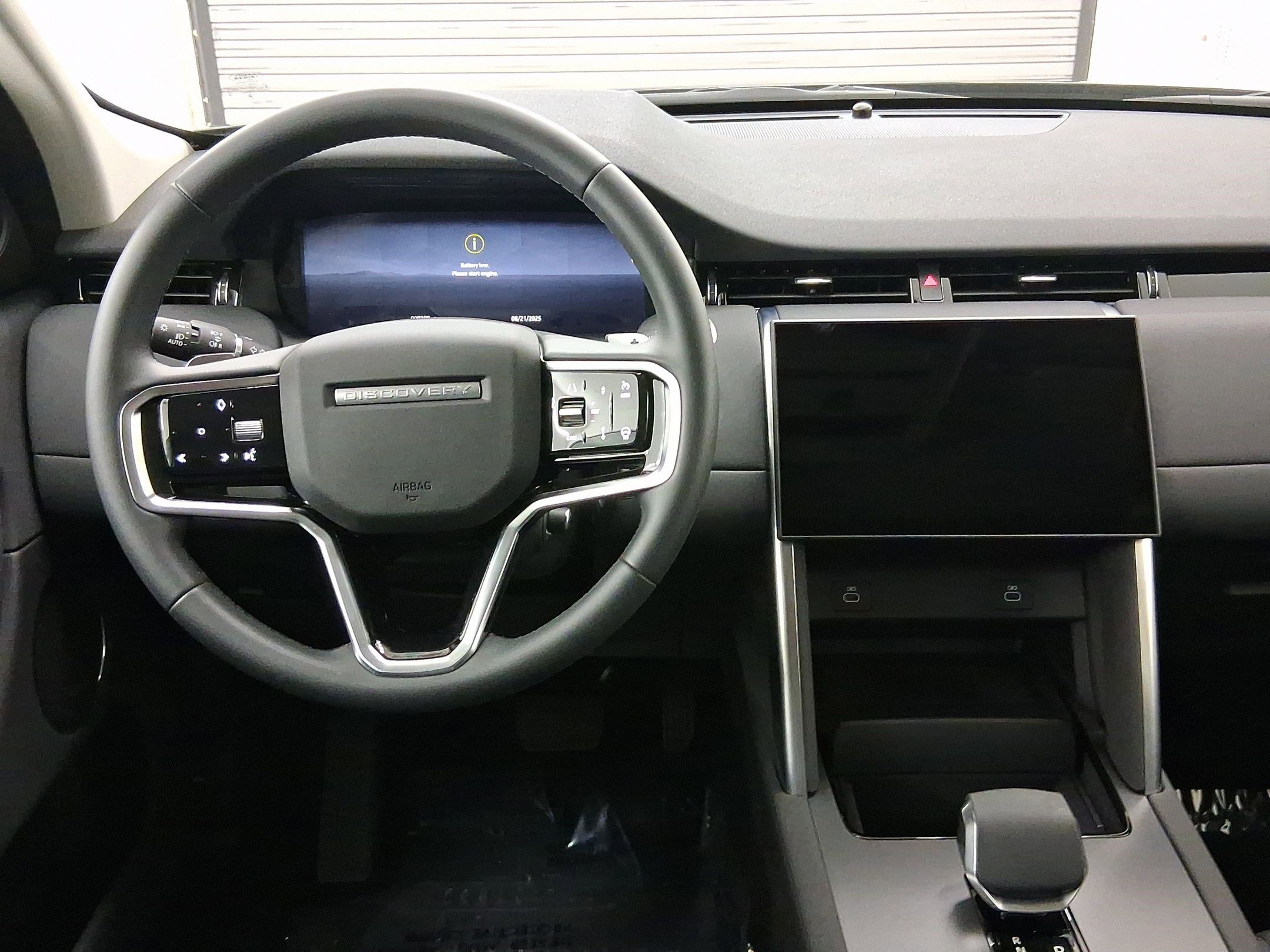 2025 Land Rover Discovery Sport S photo 13