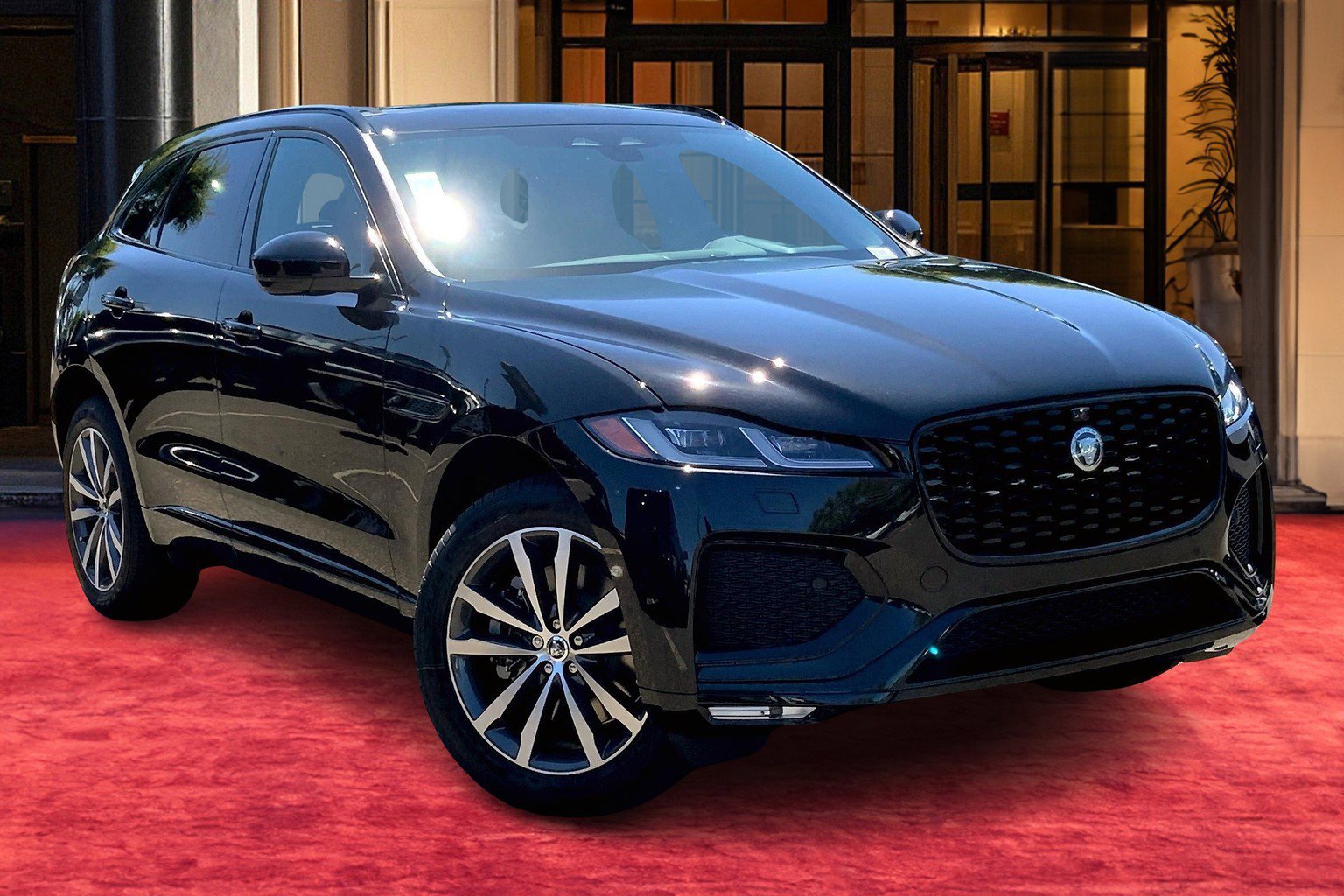 2026 Jaguar F-PACE P250 R-Dynamic S photo 2