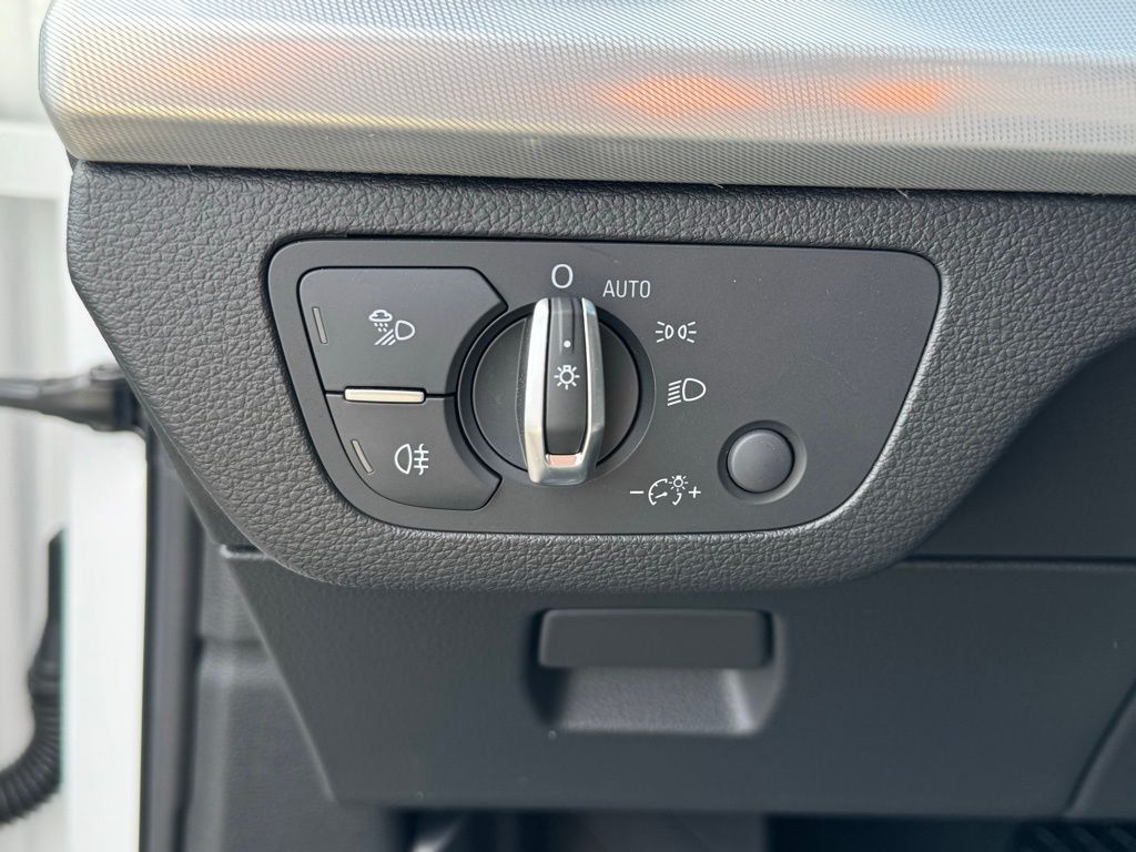 2025 Audi Q5 S line Premium photo 15