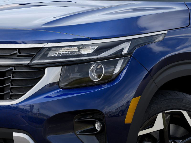 2025 Kia Seltos EX photo 8