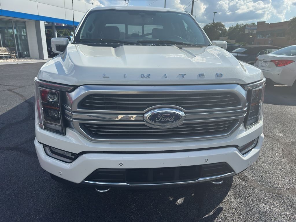 2023 Ford F-150 Limited photo 3