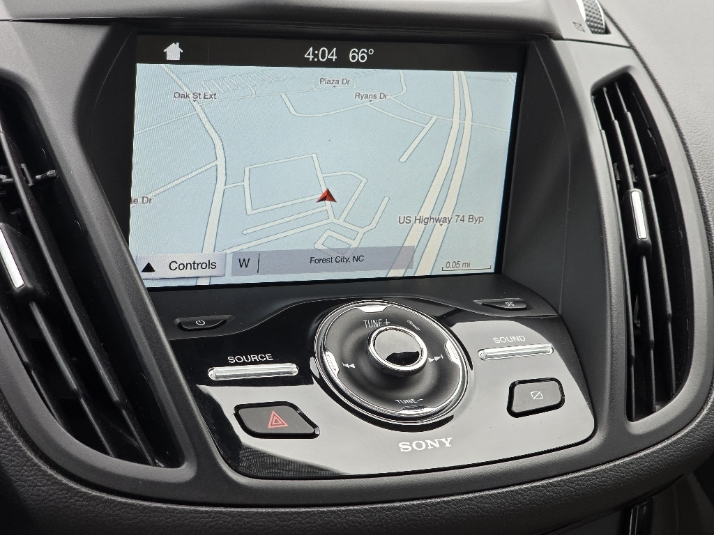 2019 Ford Escape Titanium photo 4