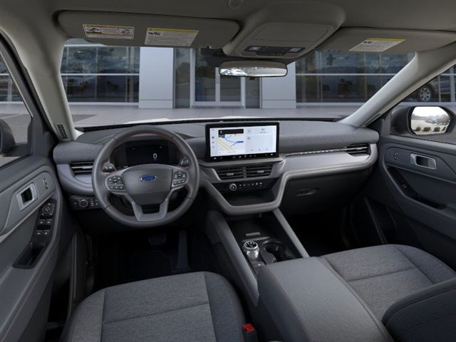 2025 Ford Explorer photo 8
