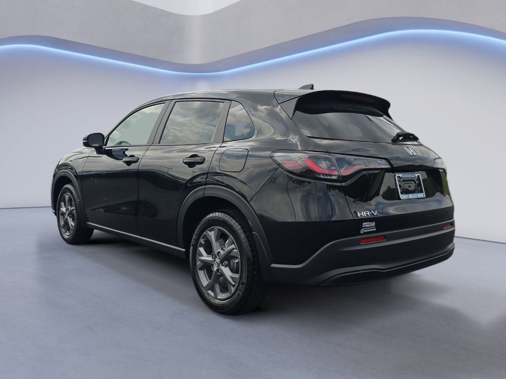 2026 Honda HR-V LX photo 3