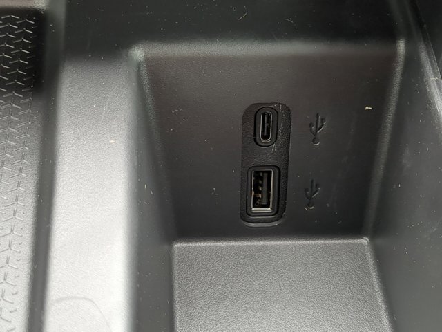 2026 Gmc Acadia AT4 photo 5