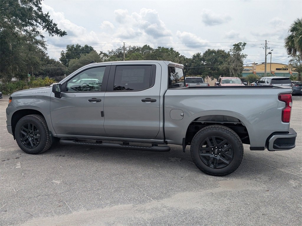 2026 Chevrolet Silverado 1500 Custom photo 4