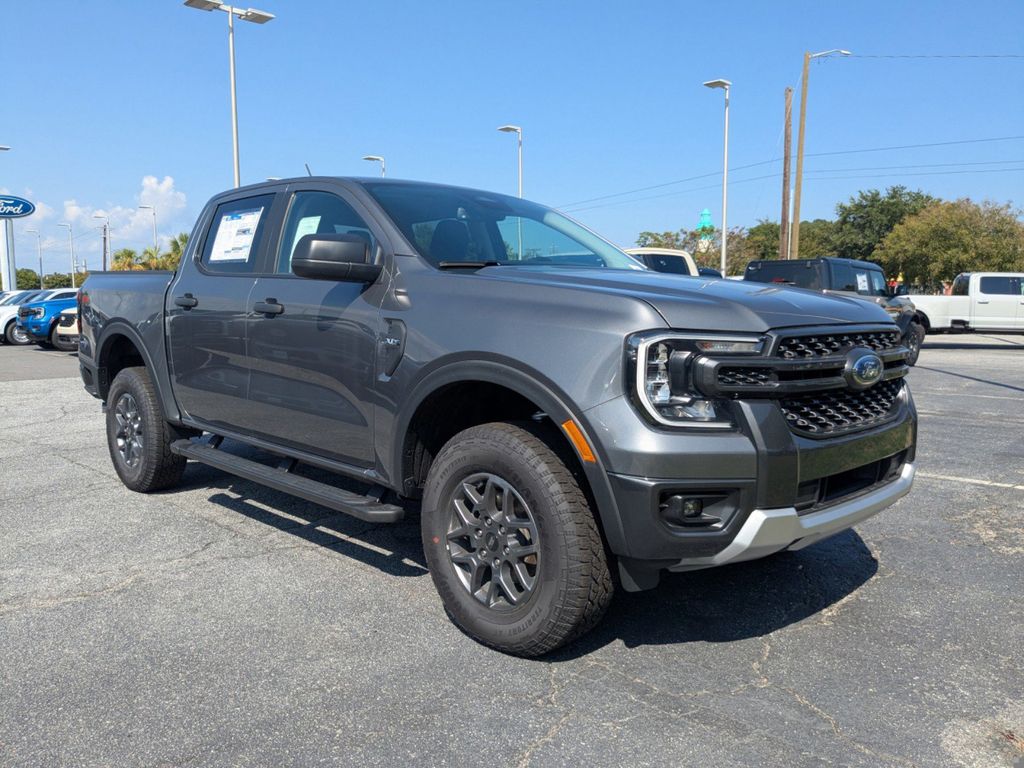 2025 Ford Ranger XLT photo 2