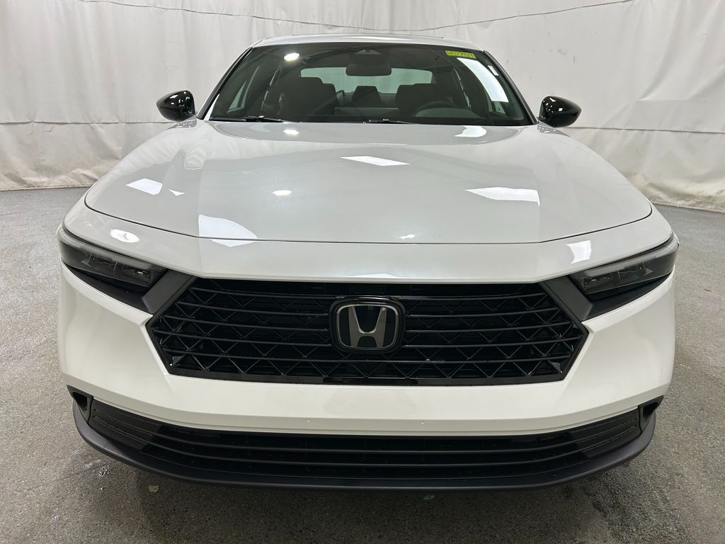 2025 Honda Accord Hybrid Sport photo 2