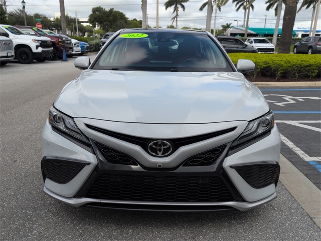 2022 Toyota Camry XSE photo 3