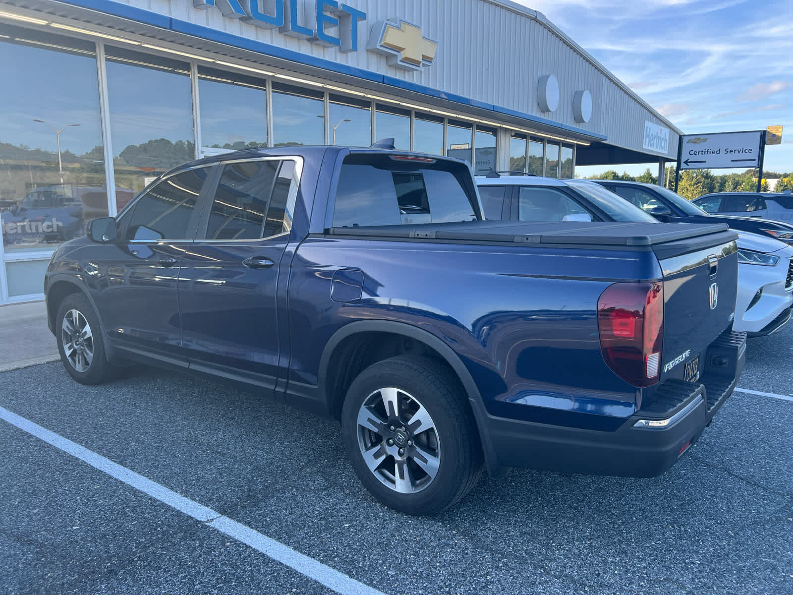 2019 Honda Ridgeline RTL-T photo 2