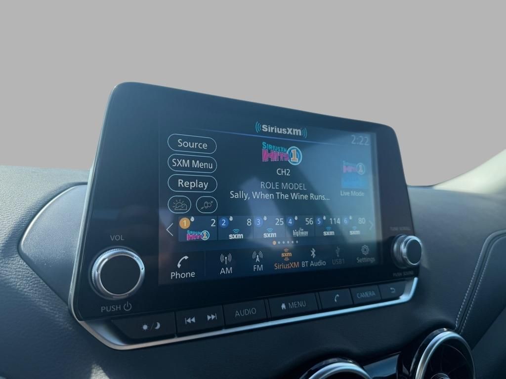 2025 Nissan Sentra SV photo 5