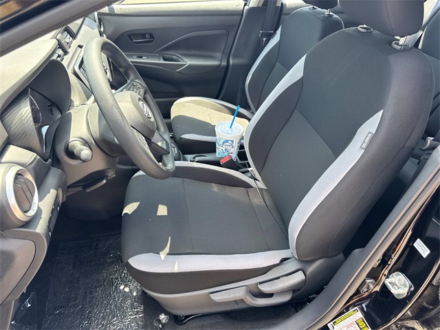 2025 Nissan Versa S photo 21