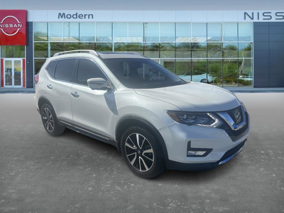 2017 Nissan Rogue SL photo 3