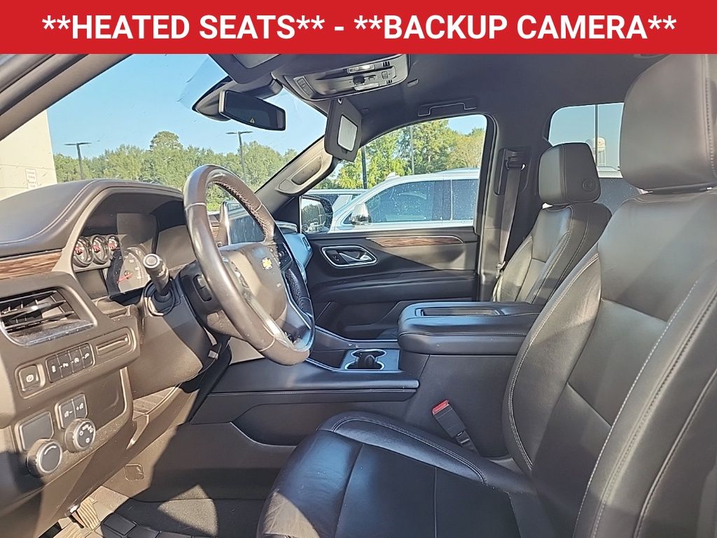 2021 Chevrolet Suburban LT photo 3
