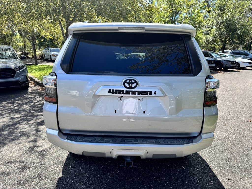2021 Toyota 4Runner SR5 Premium photo 3