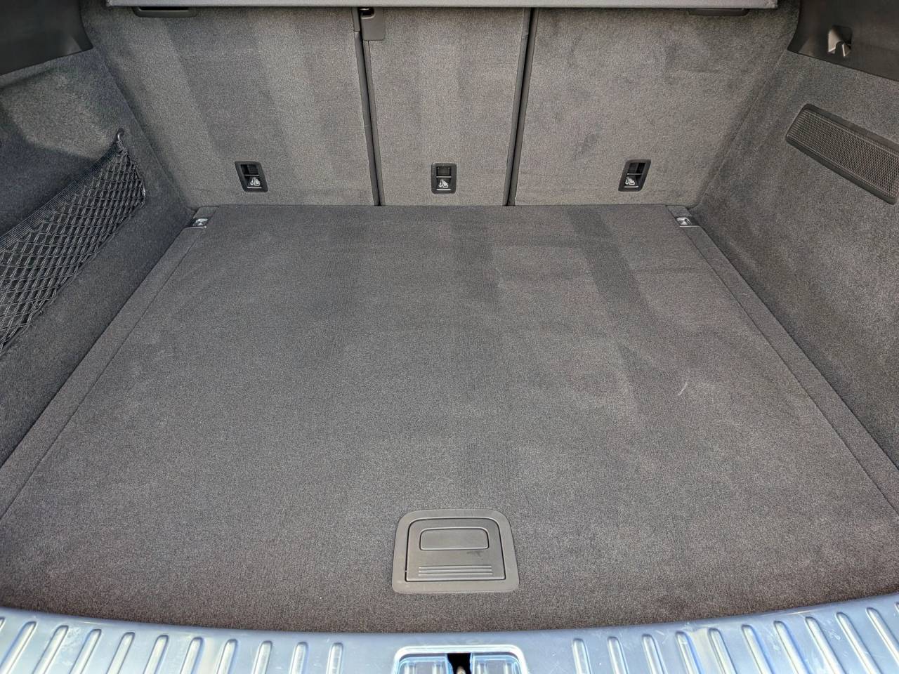 2025 Porsche Cayenne Coupe Base photo 23