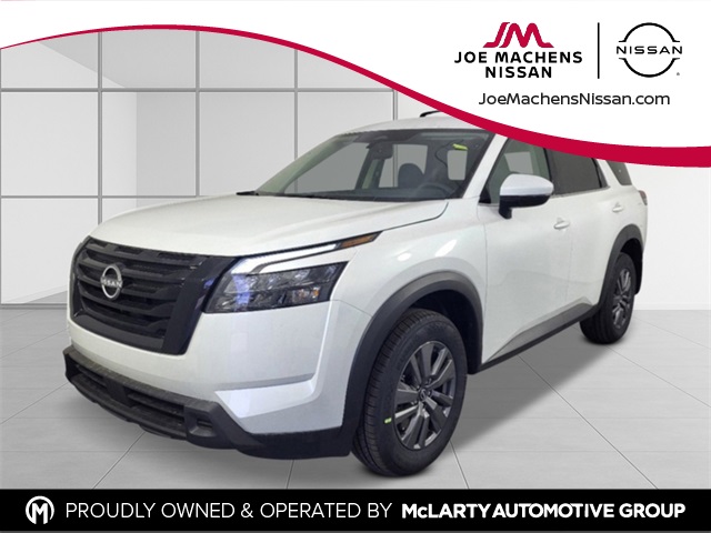 2025 Nissan Pathfinder SV's photo