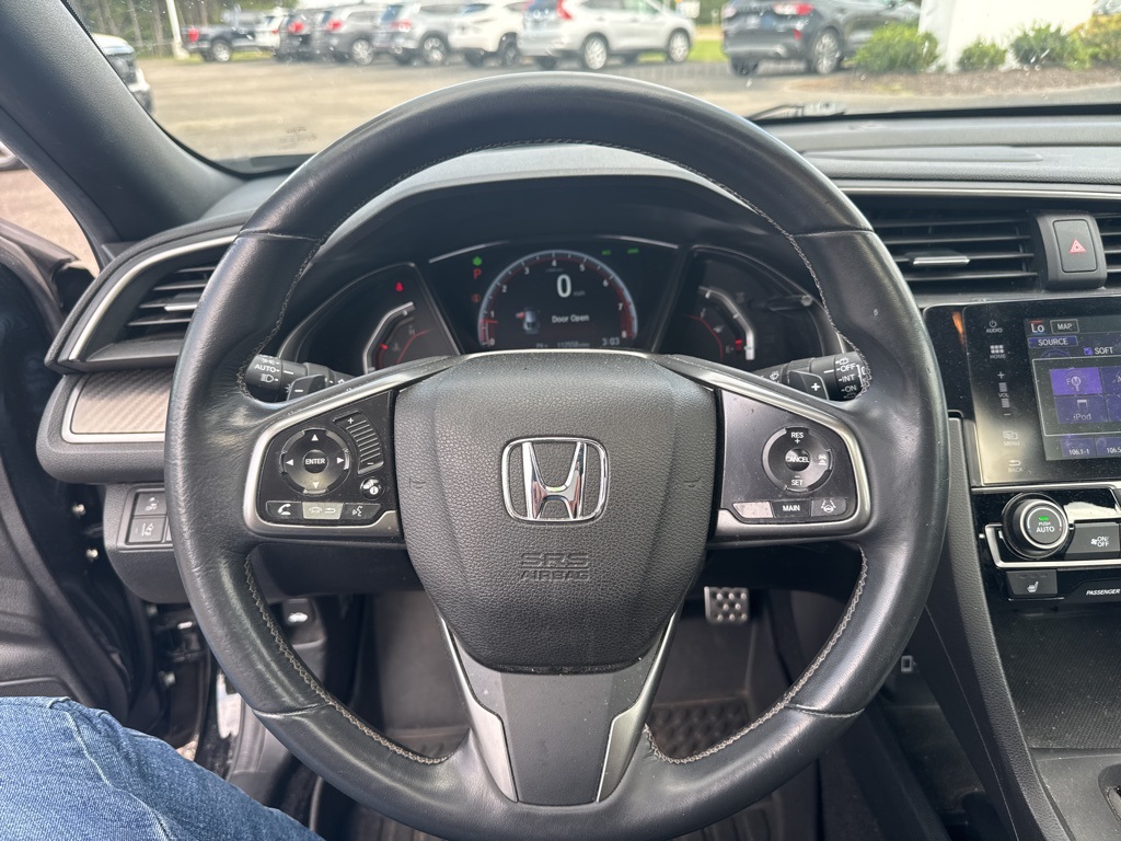 2018 Honda Civic Sport Touring photo 5