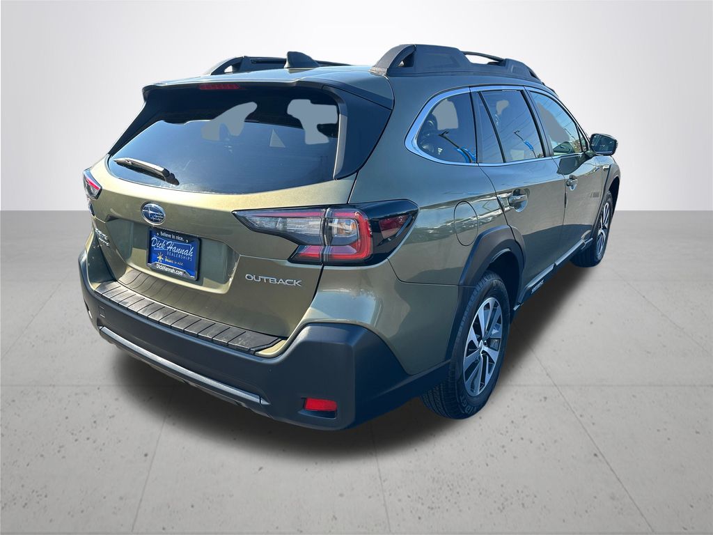 2023 Subaru Outback Premium photo 7