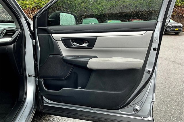 2018 Honda CR-V LX photo 21